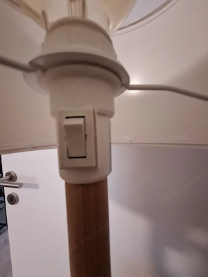 Stehleuchte Ikea (Esche massiv+Textil) Bild 2