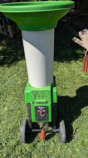 Häcksler Viking GE 365 Schredder Gartenhäcksler Starkstrom Bild 2