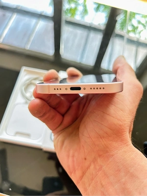 iPhone 15 100 % Akkuleistung Bild 6