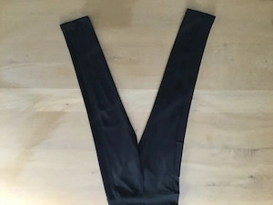 STOPP!  Sportleggings  Gr. 122 128, H&M, schwarz, neuwertig