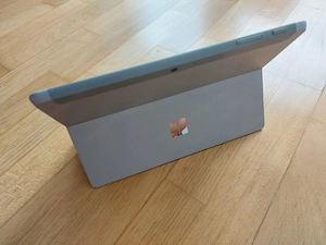 Microsoft Surface Go 3   Sehr guter Zustand   Originalverpackung   4 Stück verfügbar Bild 2