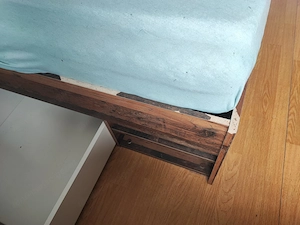 Bettgestell mit zwei Schubladen Bild 4