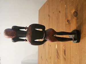 Kleine afrikanische Figur Bild 2