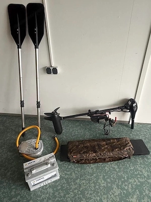 Angelboot mit Motor Bild 3