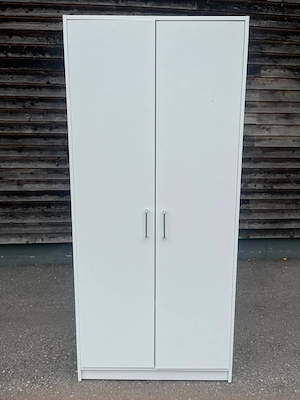 Kleiderschrank gratis Bild 3