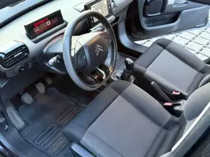 Citroën C4 Bild 12