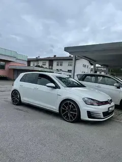 Volkswagen Golf 7 GTI Bild 2