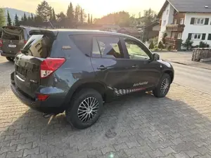 Toyota RAV4 Bild 2