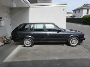 Bmw 320 touring Reihensechszylinder  Bild 6