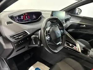 Peugeot 5008 Bild 8