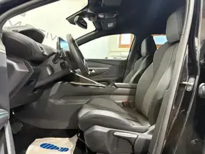 Peugeot 5008 Bild 10