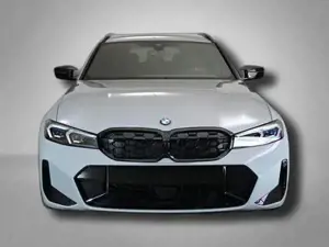 BMW 3er Touring M Sportpaket Pro M340d xDrive 250 kW (340 PS), Automatik, Allrad Bild 8