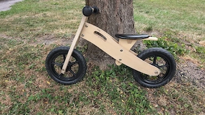 Hübsches Holz-Laufrad   Perfekt für kleine Entdecker! Bild 2