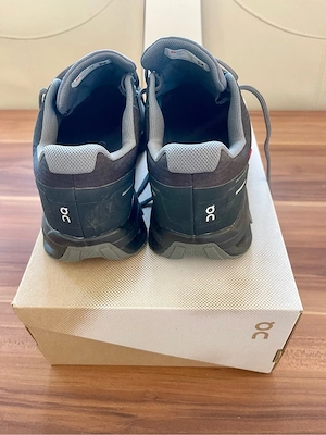On Schuhe Frauen Größe 39 Bild 2