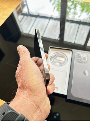 iPhone 13 Pro 256 GB Bild 9