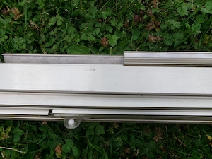 Vorhangschiene mit Klettverschlüßen 