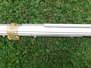 Vorhangschiene mit Klettverschlüßen Bild 5