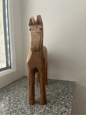 Holzpferd antik Bild 2