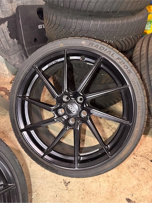 DOTZ SPA 18 zoll 5x112 ET45 Kompletträder Bild 8