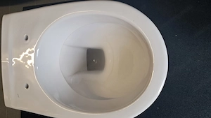 Waschbecken u. Hänge WC Bild 2