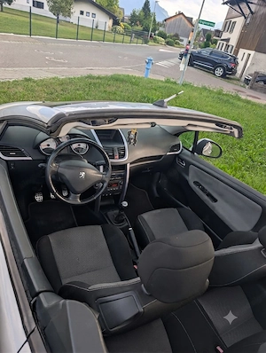 Cabrio Peugeot 207cc Turbo 150 Ps mit Pickerl Bild 6