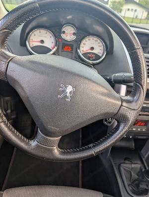 Cabrio Peugeot 207cc Turbo 150 Ps mit Pickerl Bild 5