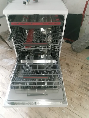 AEG Geschirrspüler Standgerät Weiß Bild 3