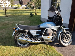 Moto Guzzi 1000 SP Bild 3
