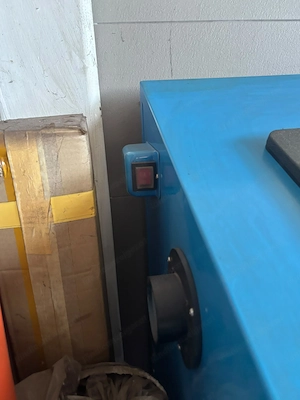 Verkaufe Sandstrahlgerät mit Absaugung rp tools