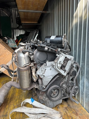 Verkaufe Golf 6 Motor, 1,9l Tdi 110 PS Bild 3