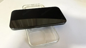 Iphone 16 pro inkl. Torras Schutzhülle und Folie mit Blickschutz Bild 4