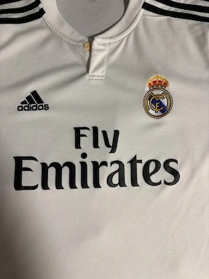 Real Madrid Herrentrikot Gr. L Bild 3