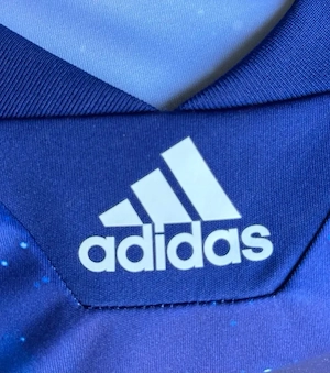 Real Madrid Herrentrikot Gr. L Bild 3