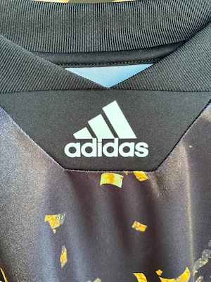 Real Madrid Herrentrikot Gr. L Bild 5