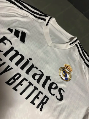 Real Madrid Herrentrikot NEU mit Mbappe Aufdruck Bild 2