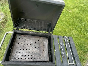 Holzkohlegrill mit Thermometer - gebraucht Bild 4