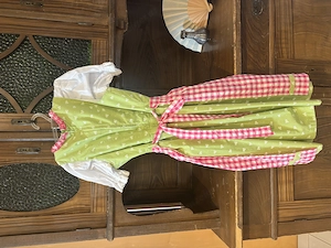 Grün-Pinkes Kinder Dirndl mit Bluse Bild 4