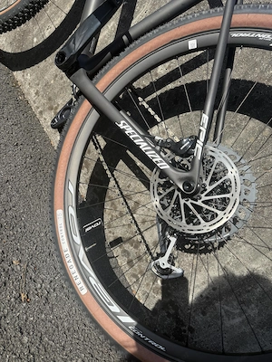 Neuwertiges Mountainbike zu verkaufen Bild 4