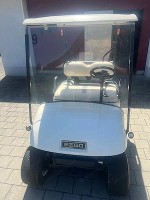Golfcar EZGO Bild 2