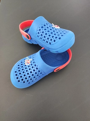 Clogs mit Hubschrauber 28 Bild 3