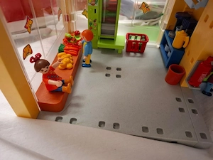 Playmobil Schule und Turnhalle