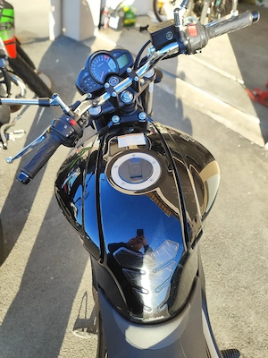 Verkaufe Suzuki Gladius 650 Bild 7