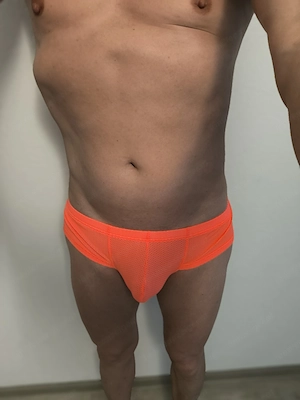 Suche unbehaarter schlanker saubere Boys.