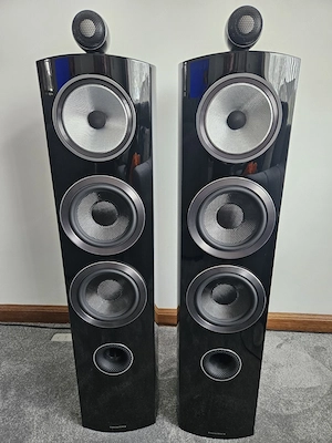 Bowers & Wilkins 804 D3  (We are a Hi-Fi Store. Visit Our web : www.stereotecnica .com )