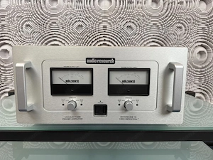 Audio Research Reference 75 SE  (We are a Hi-Fi Store. Visit Our web : www.stereotecnica .com )