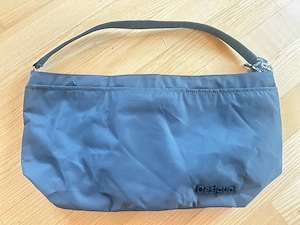 desigual Tasche in grau mit Reissverschluss NEU Bild 2