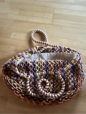 esprit grosse Tasche mit Beutel coole Farben  Bild 3