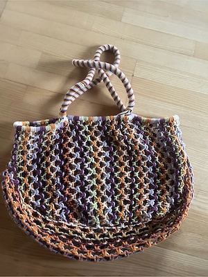 esprit grosse Tasche mit Beutel coole Farben  Bild 2