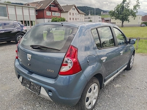 Dacia Sandero DCI Kleinwagen Bild 3