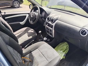 Dacia Sandero DCI Kleinwagen Bild 7